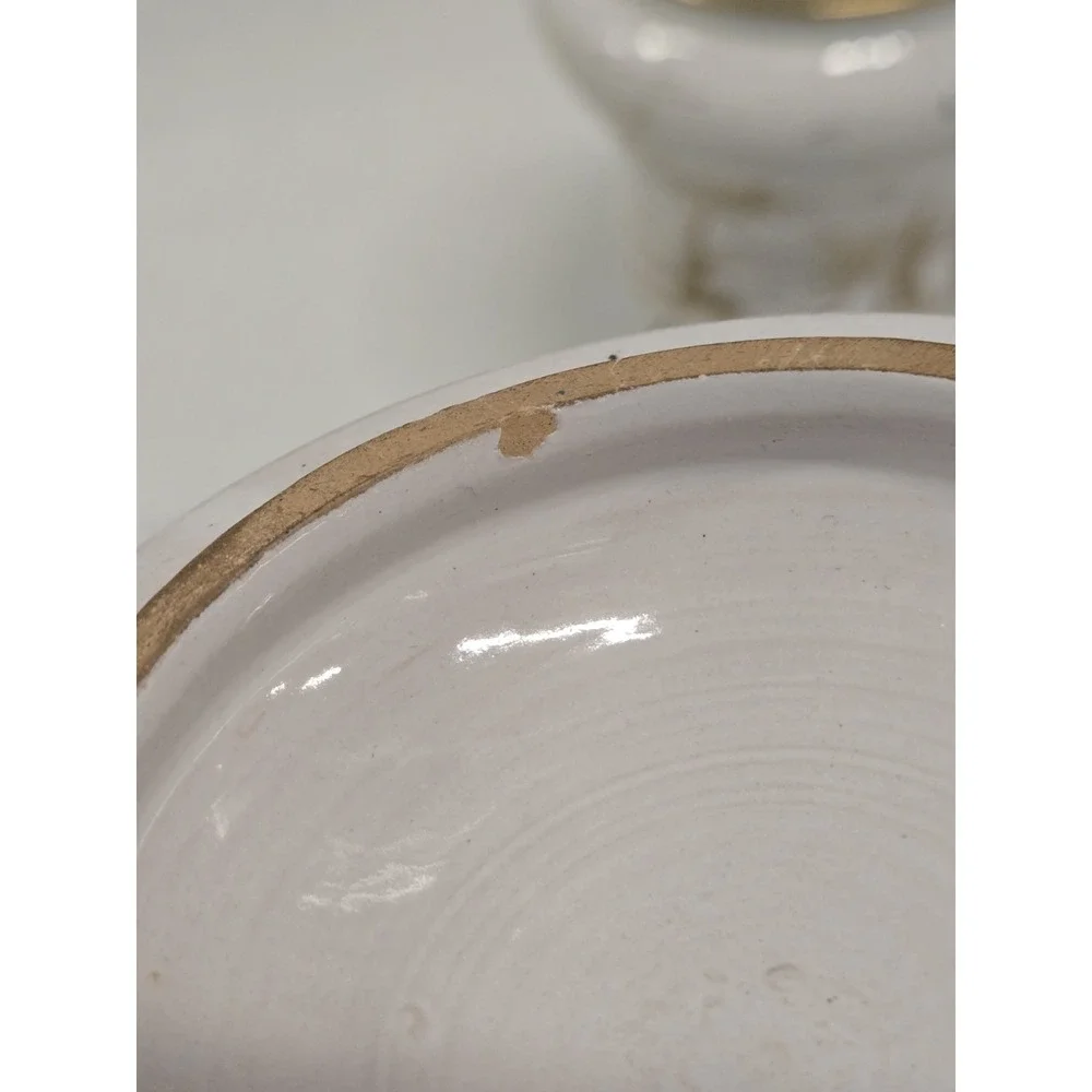 Vintage Ugo‎ Zaccagnini Italian Signed Italy Art Pottery Vase Gold White